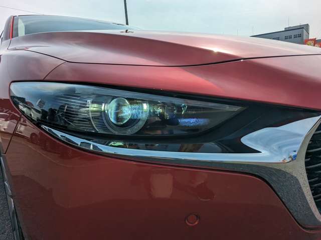 マツダ ＭＡＺＤＡ３　セダン １．８ ＸＤ Ｌパッケージ ディーゼルターボ R4年 (九州・沖縄) 99