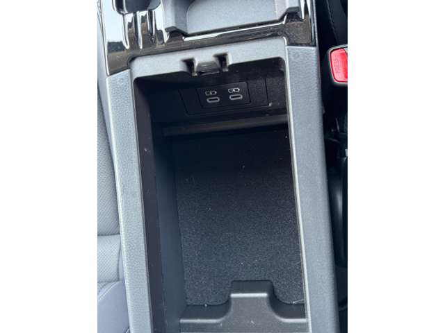 トヨタ プリウス ２．０ Ｚ R5年 (九州・沖縄) 99