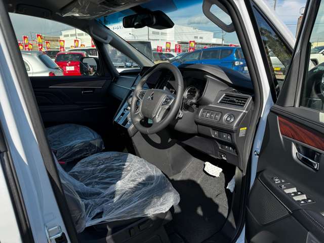 三菱 デリカ　Ｄ：５ ２．２ Ｐ ディーゼルターボ ４ＷＤ R6年 (九州・沖縄) 99