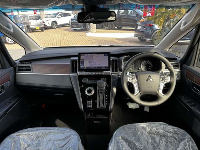 三菱 デリカ　Ｄ：５ ２．２ Ｐ ディーゼルターボ ４ＷＤ R6年 (九州・沖縄) 99