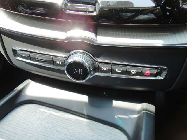 ボルボ ＸＣ６０ ウルトラ Ｂ５ ＡＷＤ ４ＷＤ R6年 (東北) 99