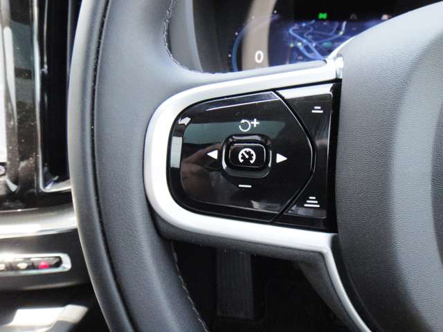 ボルボ ＸＣ６０ ウルトラ Ｂ５ ＡＷＤ ４ＷＤ R6年 (東北) 99