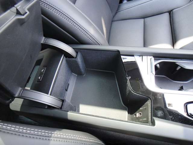 ボルボ ＸＣ６０ ウルトラ Ｂ５ ＡＷＤ ４ＷＤ R6年 (東北) 99