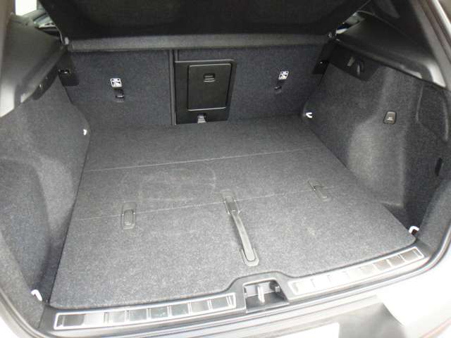 ボルボ ＸＣ４０ ウルトラ Ｂ４ ＡＷＤ ４ＷＤ R6年 (東北) 99