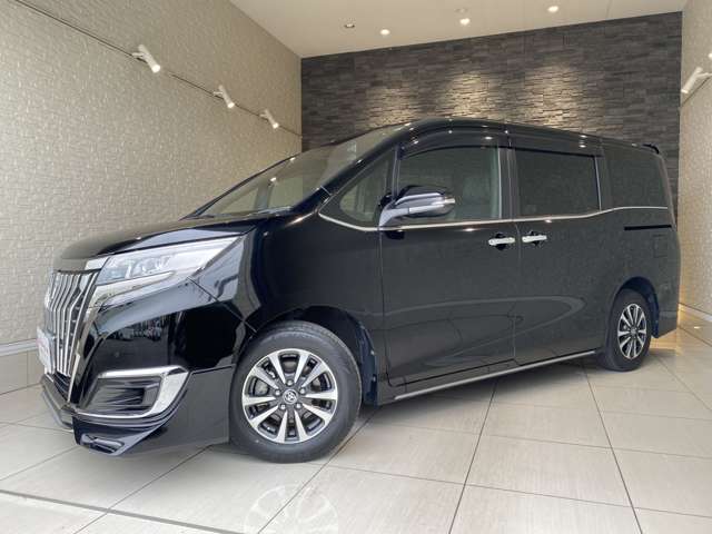 トヨタ エスクァイア　ハイブリッド １．８ ハイブリッド ＧＩ プレミアムパッケージ ブラックテーラード R2年 (九州・沖縄) 99