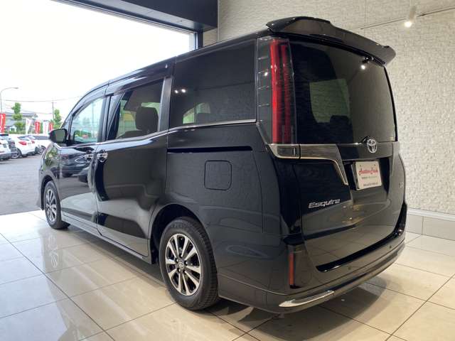 トヨタ エスクァイア　ハイブリッド １．８ ハイブリッド ＧＩ プレミアムパッケージ ブラックテーラード R2年 (九州・沖縄) 99