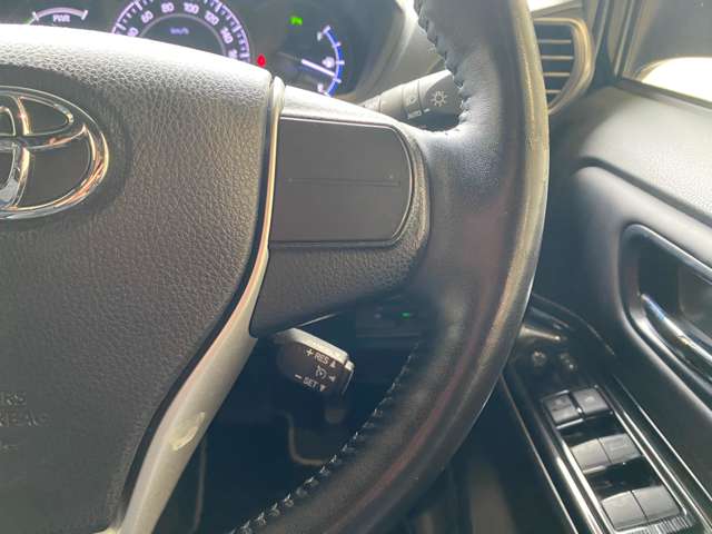 トヨタ エスクァイア　ハイブリッド １．８ ハイブリッド ＧＩ プレミアムパッケージ ブラックテーラード R2年 (九州・沖縄) 99
