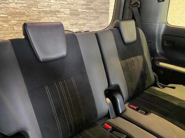 トヨタ エスクァイア　ハイブリッド １．８ ハイブリッド ＧＩ プレミアムパッケージ ブラックテーラード R2年 (九州・沖縄) 99