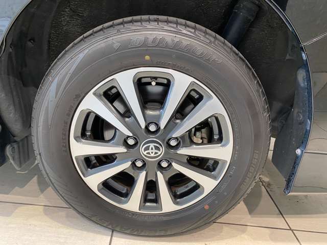 トヨタ エスクァイア　ハイブリッド １．８ ハイブリッド ＧＩ プレミアムパッケージ ブラックテーラード R2年 (九州・沖縄) 99