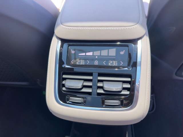 ボルボ ＸＣ９０ ウルトラ Ｂ５ ＡＷＤ ４ＷＤ R7年 (東北) 99