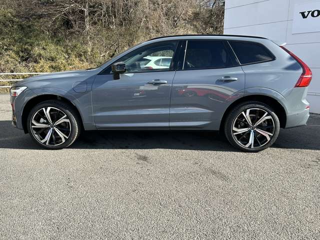 ボルボ ＸＣ６０ リチャージ アルティメット Ｔ６ ＡＷＤ プラグイン ハイブリッド ４ＷＤ R6年 (東北) 99