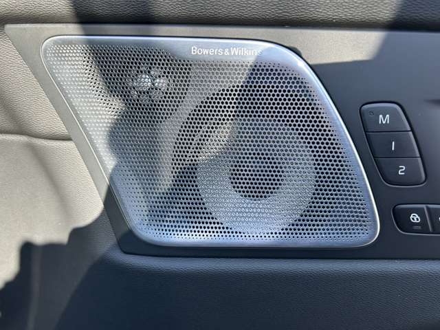 ボルボ ＸＣ６０ リチャージ アルティメット Ｔ６ ＡＷＤ プラグイン ハイブリッド ４ＷＤ R6年 (東北) 99