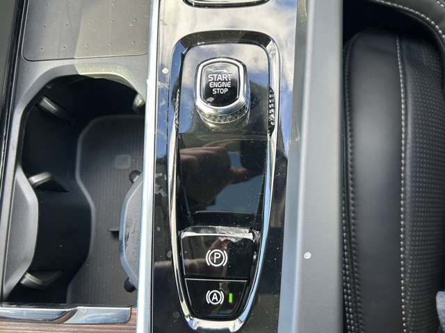 ボルボ ＸＣ６０ リチャージ アルティメット Ｔ６ ＡＷＤ プラグイン ハイブリッド ４ＷＤ R6年 (東北) 99