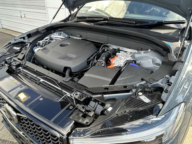 ボルボ ＸＣ６０ リチャージ アルティメット Ｔ６ ＡＷＤ プラグイン ハイブリッド ４ＷＤ R6年 (東北) 99