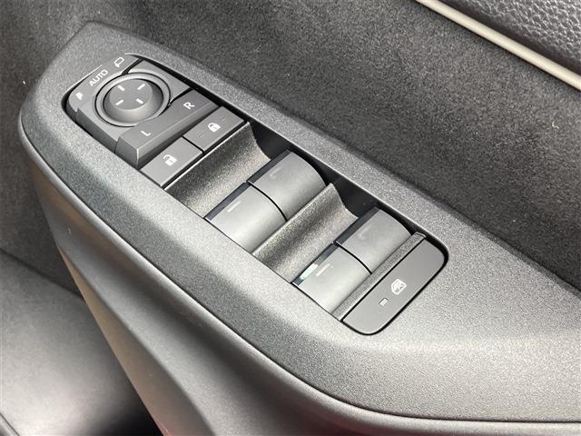 トヨタ ヤリス １．５ ハイブリッド Ｚ R7年 (東海) 99