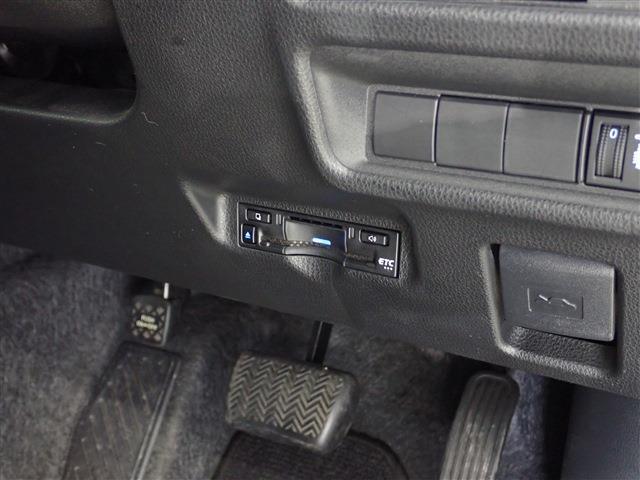 トヨタ シエンタ　ハイブリッド ハイブリッド １．５ Ｇ R5年 (関東) 99