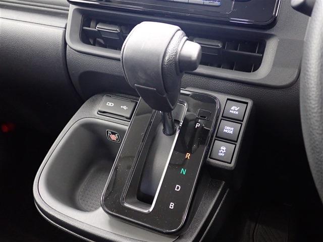 トヨタ シエンタ　ハイブリッド ハイブリッド １．５ Ｇ R5年 (関東) 99