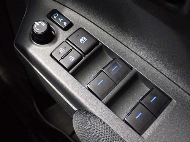 トヨタ シエンタ　ハイブリッド ハイブリッド １．５ Ｇ R5年 (関東) 99