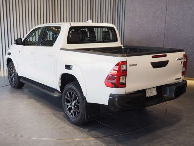 トヨタ ハイラックス ２．４ Ｚ ＧＲスポーツ ディーゼルターボ ４ＷＤ R5年 (近畿) 99