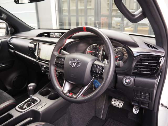 トヨタ ハイラックス ２．４ Ｚ ＧＲスポーツ ディーゼルターボ ４ＷＤ R5年 (近畿) 99