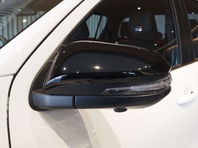 トヨタ ハイラックス ２．４ Ｚ ＧＲスポーツ ディーゼルターボ ４ＷＤ R5年 (近畿) 99