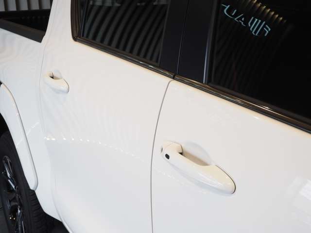 トヨタ ハイラックス ２．４ Ｚ ＧＲスポーツ ディーゼルターボ ４ＷＤ R5年 (近畿) 99