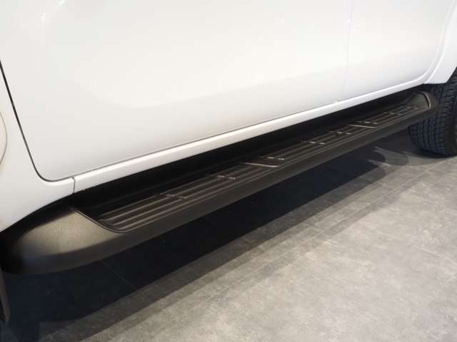 トヨタ ハイラックス ２．４ Ｚ ＧＲスポーツ ディーゼルターボ ４ＷＤ R5年 (近畿) 99