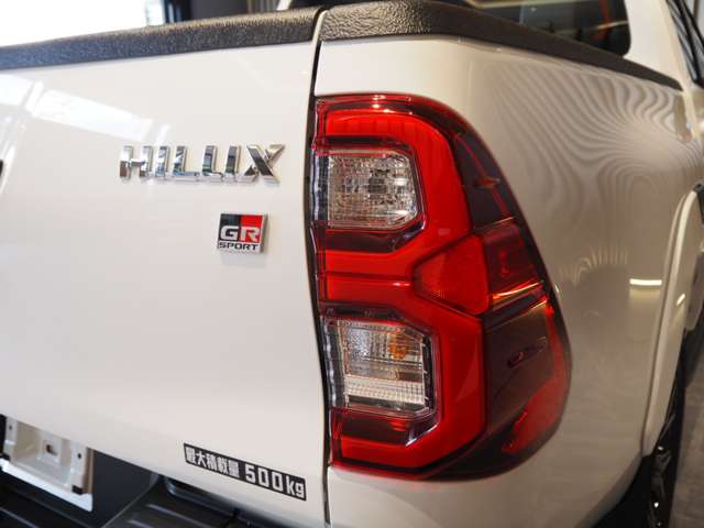 トヨタ ハイラックス ２．４ Ｚ ＧＲスポーツ ディーゼルターボ ４ＷＤ R5年 (近畿) 99