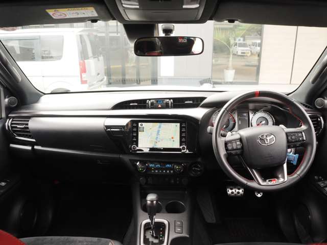 トヨタ ハイラックス ２．４ Ｚ ＧＲスポーツ ディーゼルターボ ４ＷＤ R5年 (近畿) 99