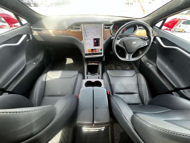 テスラ モデルＳ ７５ H30年 (東海) 99