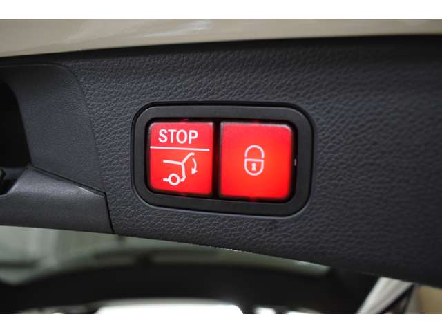 メルセデスベンツ Ｃクラスワゴン Ｃ２００ ローレウス エディション （ＢＳＧ搭載モデル） スポーツプラスパッケージ R1年 (関東) 99