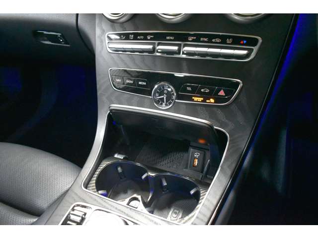 メルセデスベンツ Ｃクラスワゴン Ｃ２００ ローレウス エディション （ＢＳＧ搭載モデル） スポーツプラスパッケージ R1年 (関東) 99