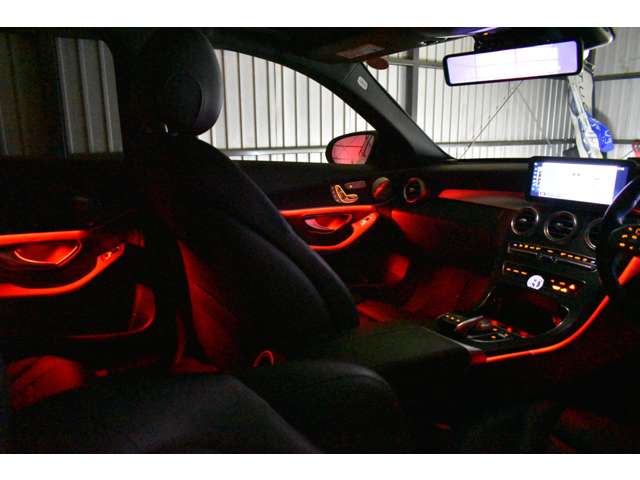 メルセデスベンツ Ｃクラスワゴン Ｃ２００ ローレウス エディション （ＢＳＧ搭載モデル） スポーツプラスパッケージ R1年 (関東) 99