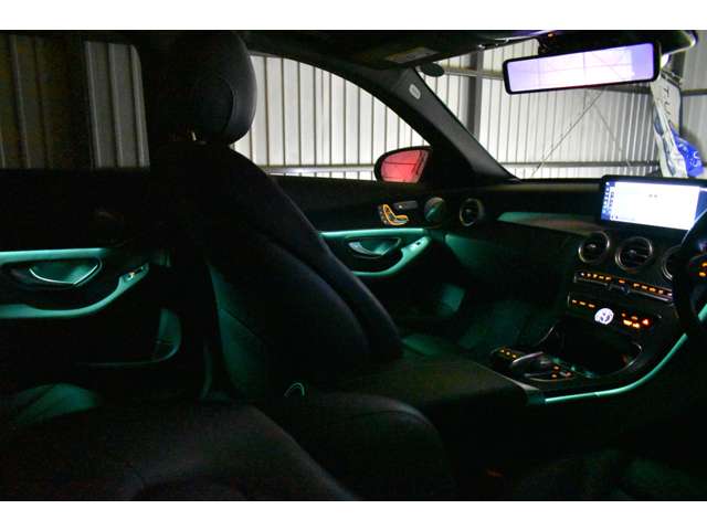 メルセデスベンツ Ｃクラスワゴン Ｃ２００ ローレウス エディション （ＢＳＧ搭載モデル） スポーツプラスパッケージ R1年 (関東) 99