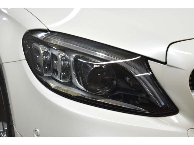 メルセデスベンツ Ｃクラスワゴン Ｃ２００ ローレウス エディション （ＢＳＧ搭載モデル） スポーツプラスパッケージ R1年 (関東) 99