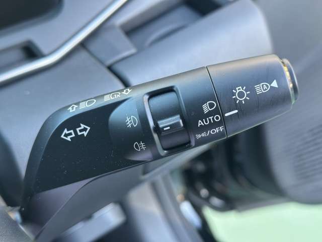 日産 ノートオーラ １．２ ＮＩＳＭＯ R5年 (東海) 99