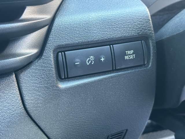 日産 ノートオーラ １．２ ＮＩＳＭＯ R5年 (東海) 99