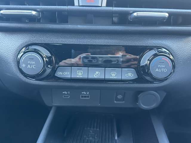 日産 ノートオーラ １．２ ＮＩＳＭＯ R5年 (東海) 99