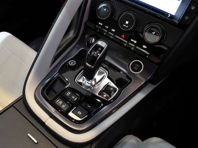 ジャガー Ｆタイプ Ｒダイナミック ３．０Ｌ Ｐ３４０ H30年 (関東) 99