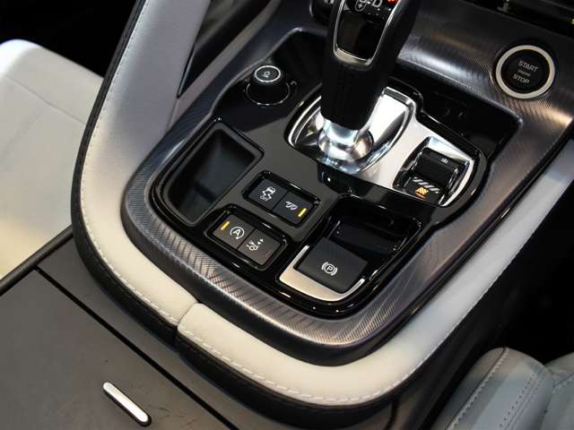 ジャガー Ｆタイプ Ｒダイナミック ３．０Ｌ Ｐ３４０ H30年 (関東) 99