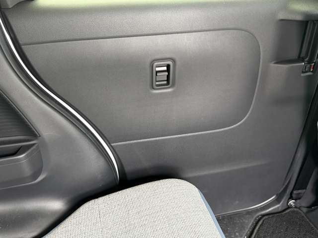 ダイハツ ムーヴ　キャンバス ６６０ ストライプス Ｇ ＥＣＯＩＤＬＥ非装着車 R5年 (中国) 99