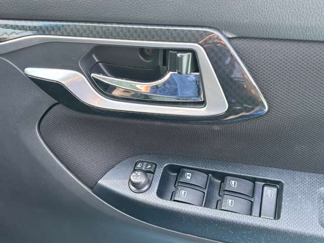 ダイハツ ムーヴ ６６０ カスタム Ｘ リミテッドＩＩ ＳＡＩＩＩ H30年 (九州・沖縄) 99