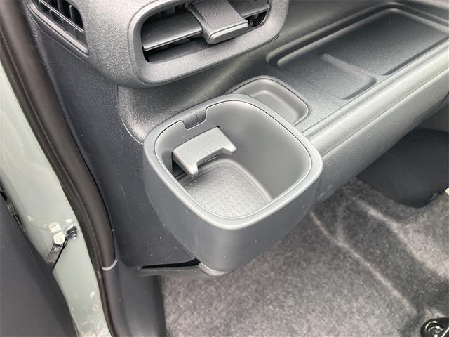 トヨタ シエンタ １．５ Ｇ R6年 (東海) 99