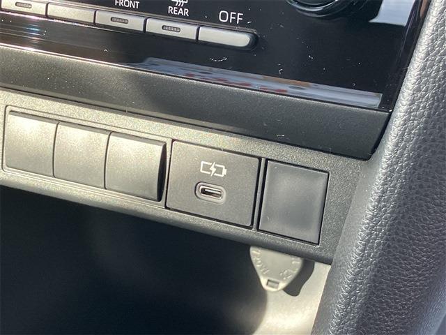 トヨタ ヤリスクロス　ハイブリッド １．５ ハイブリッド Ｘ R7年 (東海) 99