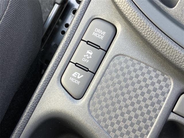 トヨタ ヤリスクロス　ハイブリッド １．５ ハイブリッド Ｘ R7年 (東海) 99