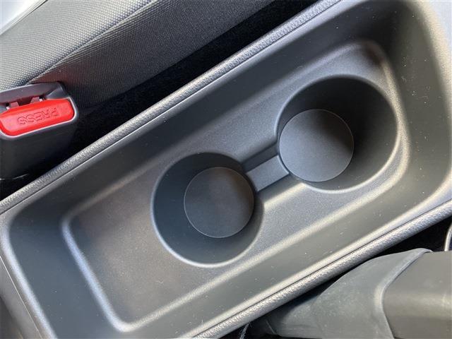 トヨタ ヤリスクロス　ハイブリッド １．５ ハイブリッド Ｘ R7年 (東海) 99