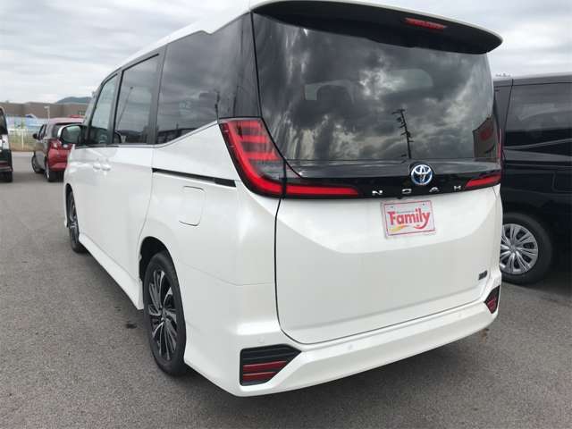 トヨタ ノア １．８ ハイブリッド Ｓ－Ｚ R6年 (東海) 99