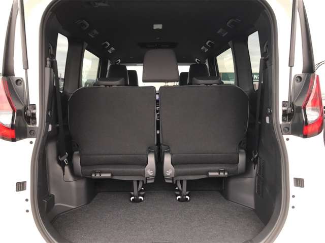 トヨタ ノア １．８ ハイブリッド Ｓ－Ｚ R6年 (東海) 99