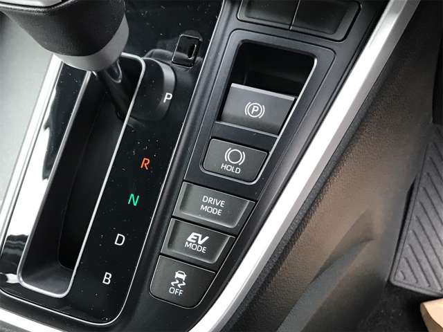 トヨタ ノア １．８ ハイブリッド Ｓ－Ｚ R6年 (東海) 99