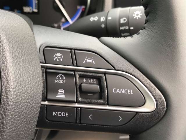 トヨタ ノア １．８ ハイブリッド Ｓ－Ｚ R6年 (東海) 99